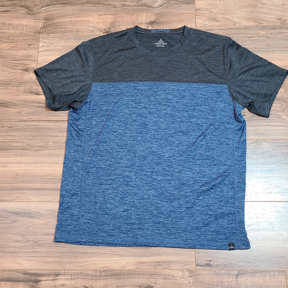 PrAna mens short sleeve workout shirt